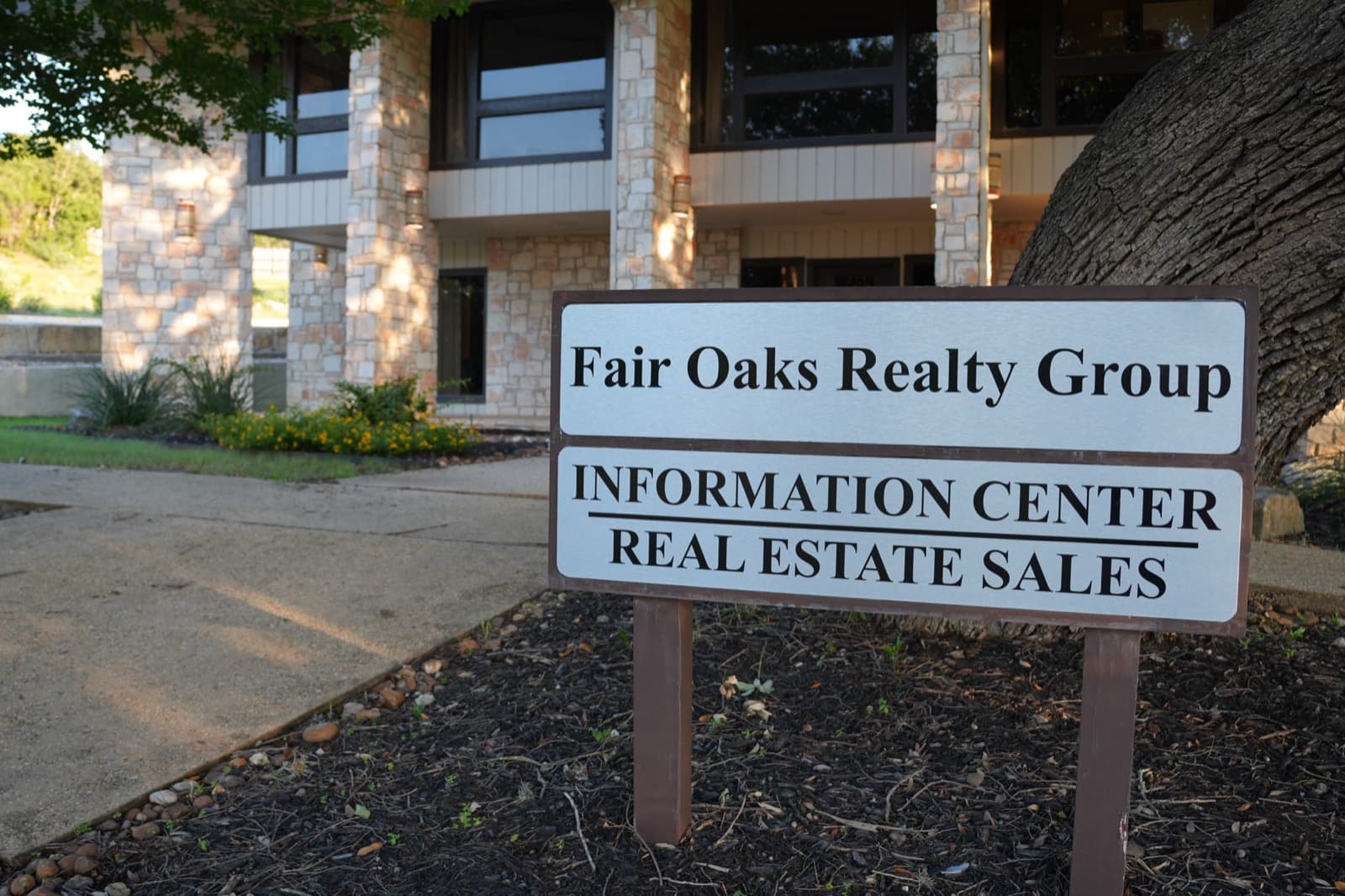 Fair Oaks Realty Group